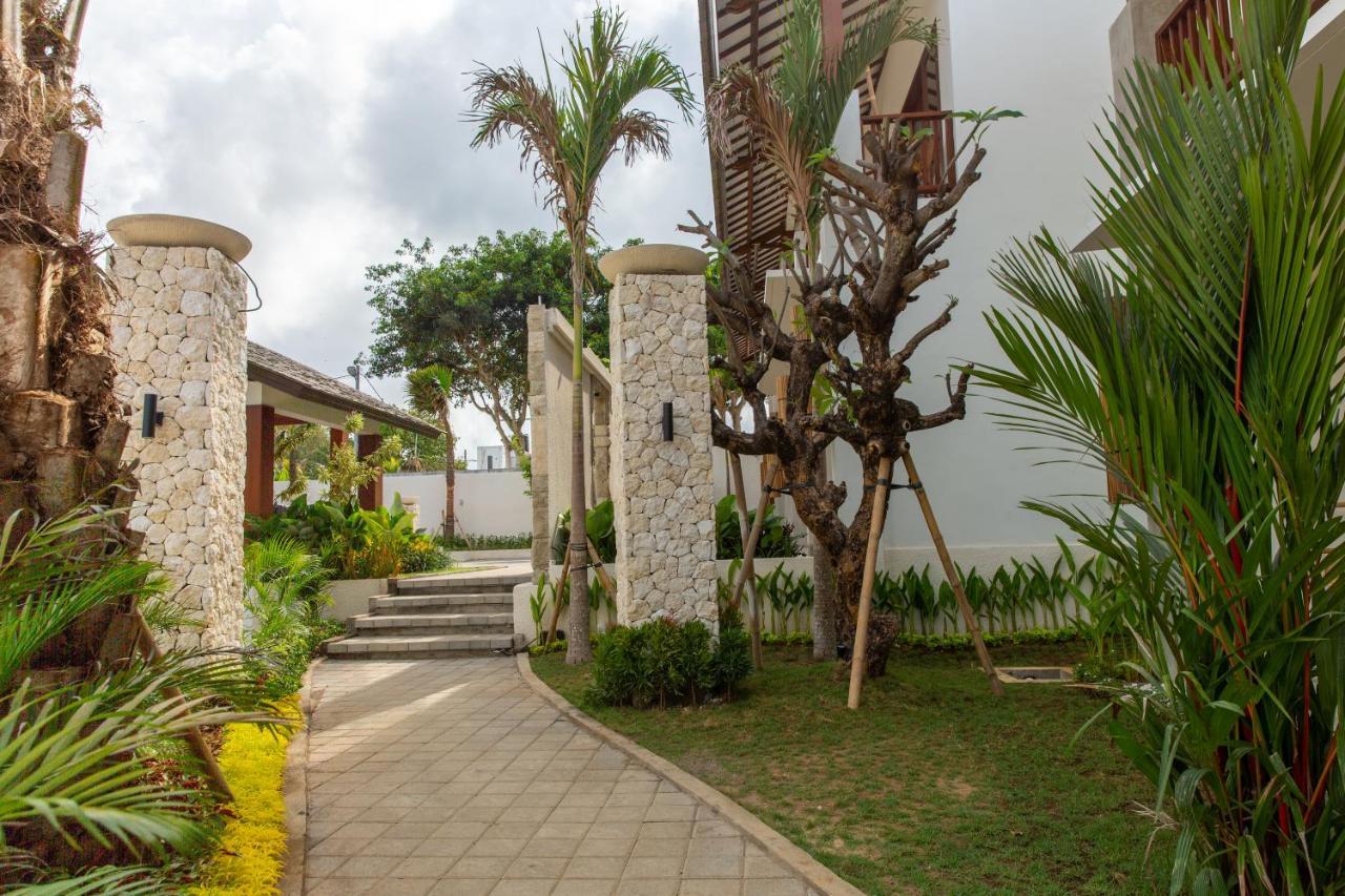 Ratan Uluwatu Hotel And Villas Eksteriør bilde